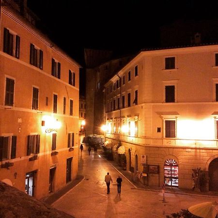 Appartamento Palazzo Sadun Pitigliano Exterior photo